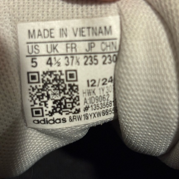 adidas VL Court 3.0 K 'White Black Gum' ID9062 Youth Size 5 - Picture 9 of 9